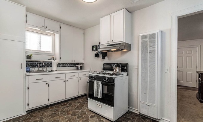 Borger Apartment | Welcome to Sterling Suite! Cozy 1-bedroom home just 5 min from anything in town!