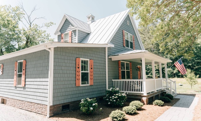 Ware Neck House | Welcome to "The Happy Soul"