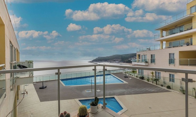 Aldeia do Meco Apartment | Welcome to this modern and cozy apartment! Enjoy the incredible view of the.