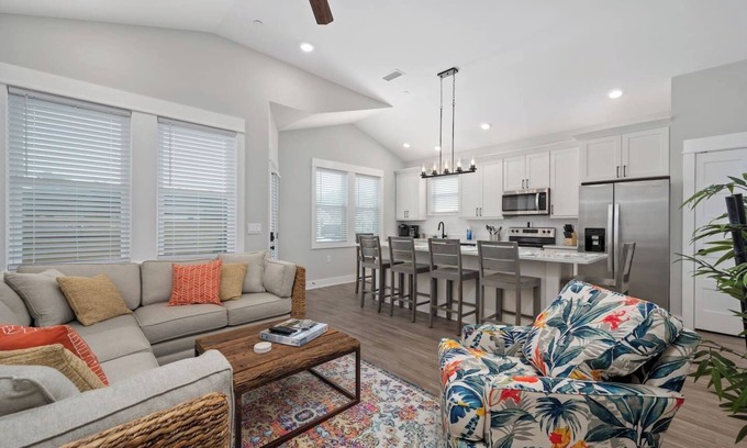 Corolla Light Condo | Welcome to Waves of Fun Single Level, Dog Friendly