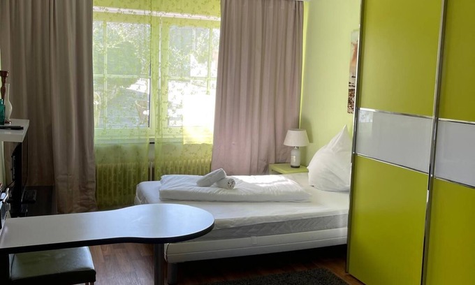 Murwik Apartment | Welcome to your little temporary home!