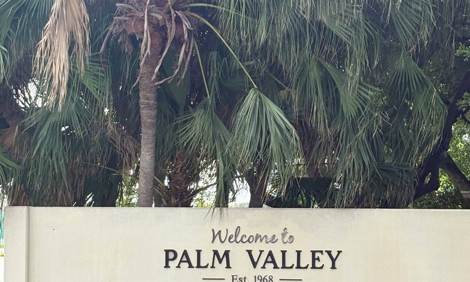 Palm Valley House | Welcome to your Palm Valley Country Club getaway