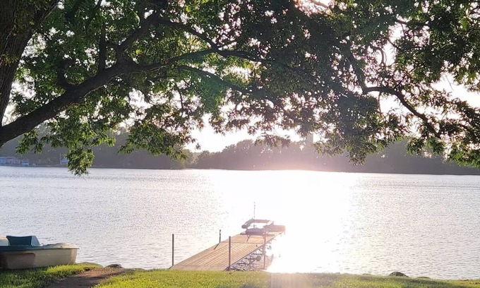 Sturgis House | Welcome to your perfect getaway on All Sports Sand Lake