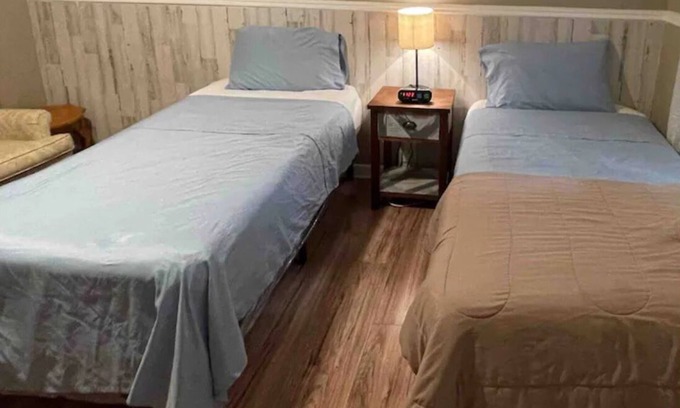 Birmingham Bed & Breakfast | Welcoming Overnight Bedroom