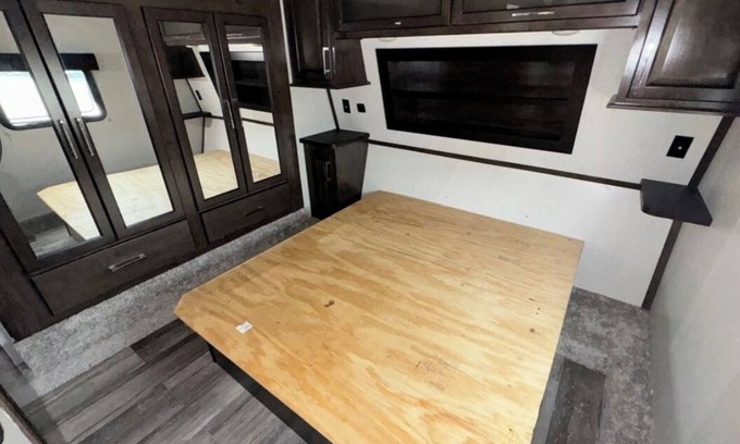 Cotulla House | Welcoming RV with AC in CotullanLocated at Cowboy’s RV Park on a spacious lot.