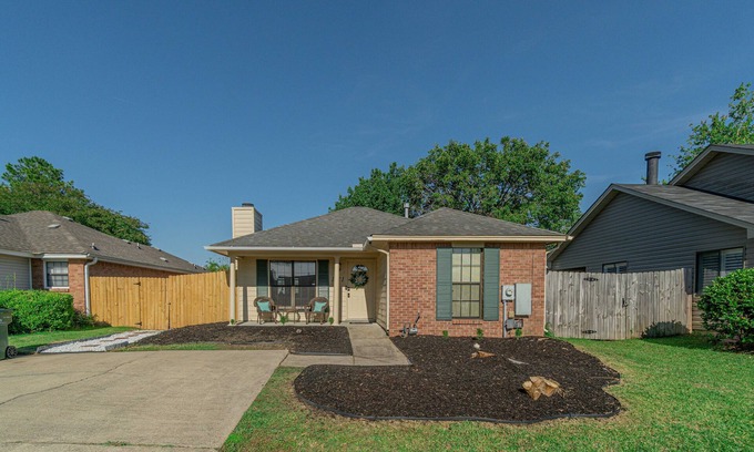 Gunter Afs House | Welcoming Woodmere Wonder, WiFi, Pool & Parking