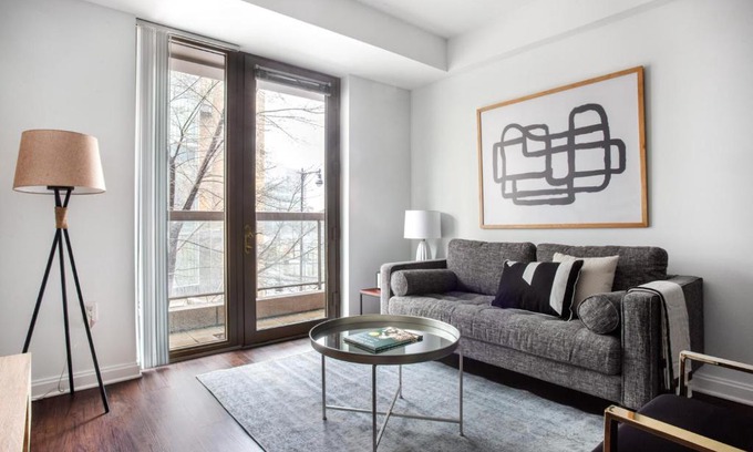 East Cambridge Apartment | Well-located Kendall Sq 1BR w courtyard BOS-388
