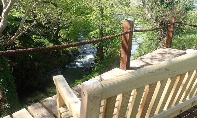 Machynlleth House | Welsh Countryside Retreat - Felin Crewi Cottages