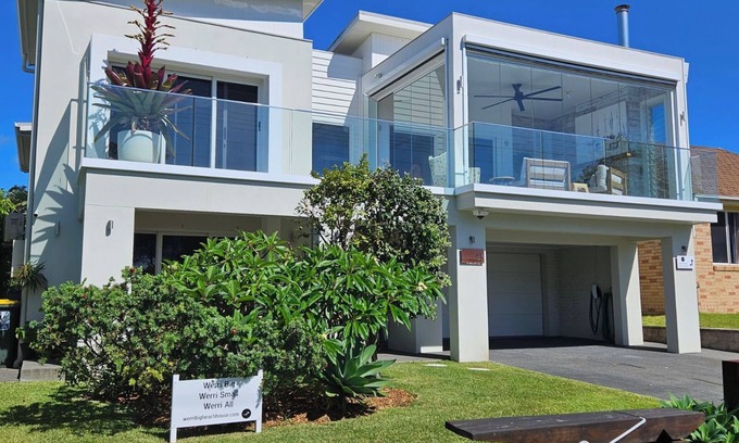 Werri Beach House | Werri Big for 4 (Four)
