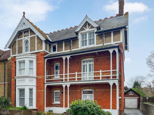 Westgate-on-Sea Apartment | West Bay Apartment