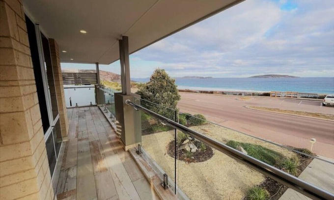 West Beach House | West Beach House Esperance