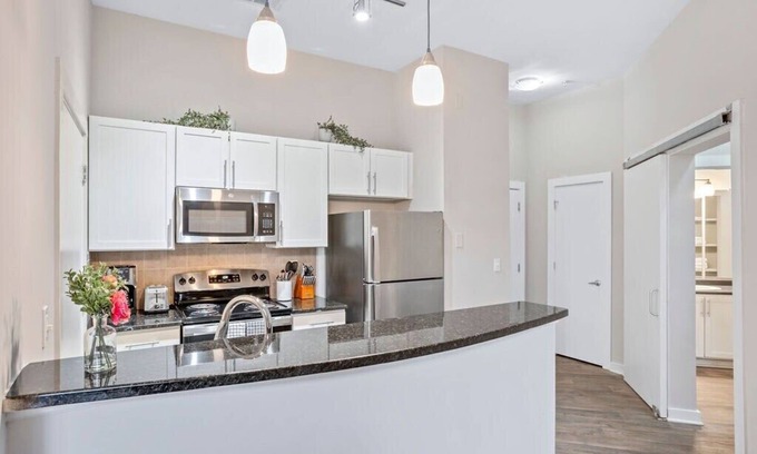 Old Fourth Ward Apartment | West Inman Loft 1 Sum