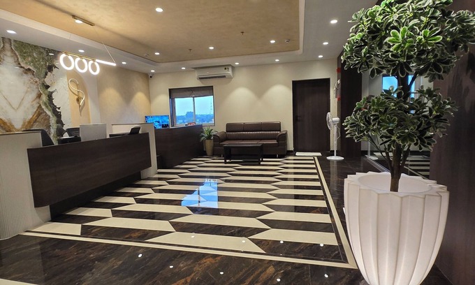 Chandrapur Hotel | Western Hotel