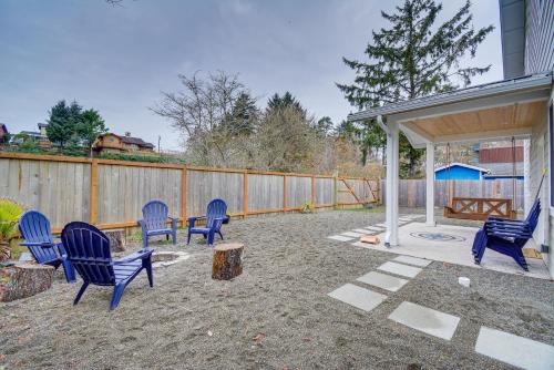 Westport House | Westport Home with Hot Tub 2 Blocks to Beach!
