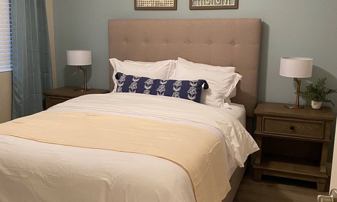 Sun City House | WH-Spacious Fully Furnished Home