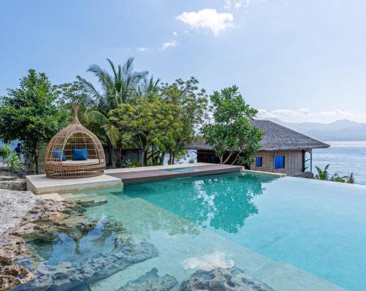 Santander House | Whale Fantasy