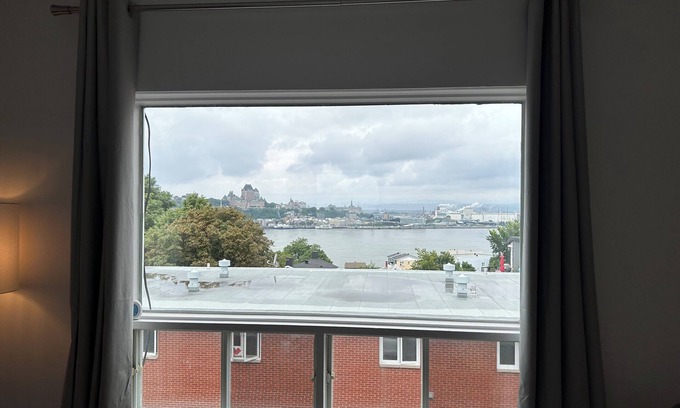 Levis Apartment | What a View! Chateau, Balcony incredible view of the Chateau! Free parking!