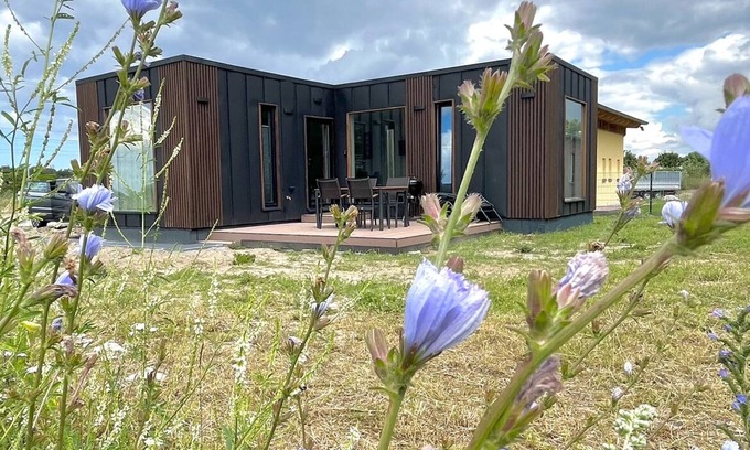 Altefaehr House | Where time is lost in the green and relaxation is at home?