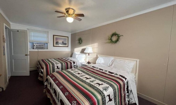Bonesteel House | Whetstone Bay Lodge Room 2 - Sleeps 4