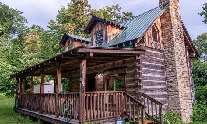 Heidelberg Cabin | Whippoorwill Ridge Cabin