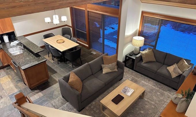 Village North House | Whistler Village Luxury Townhome with Mountain Views - Sleeps 8