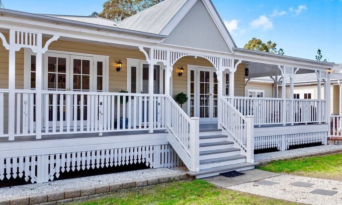 Stanthorpe House | White Haven – Luxury Elegant Estate on 5 acres