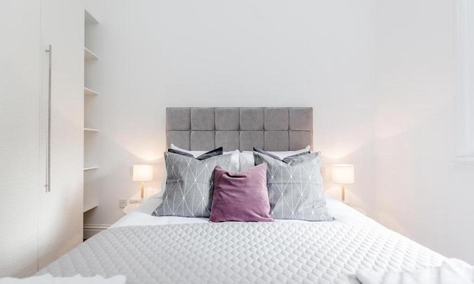 Soho Apartment | White Piccadilly Luxury Flat