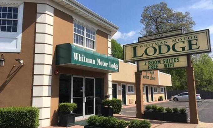 Huntington Station Hotel | Whitman Motor Lodge