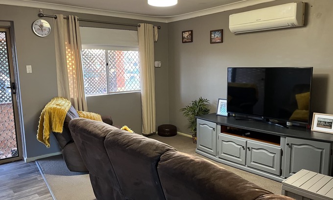 Victory Heights House | Whole house and yard in Kalgoorlie
