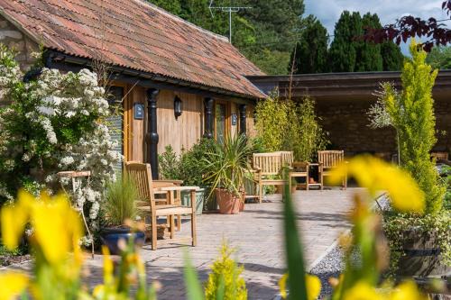 Bradford-on-Avon Bed & Breakfast | Widbrook Barns