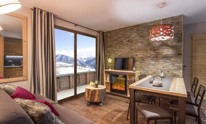 Les Boisses Apartment | Wifi, 300m from resort center, fitness, swimming pool, balcony, tv, ski locker, 40-47m², Tignes