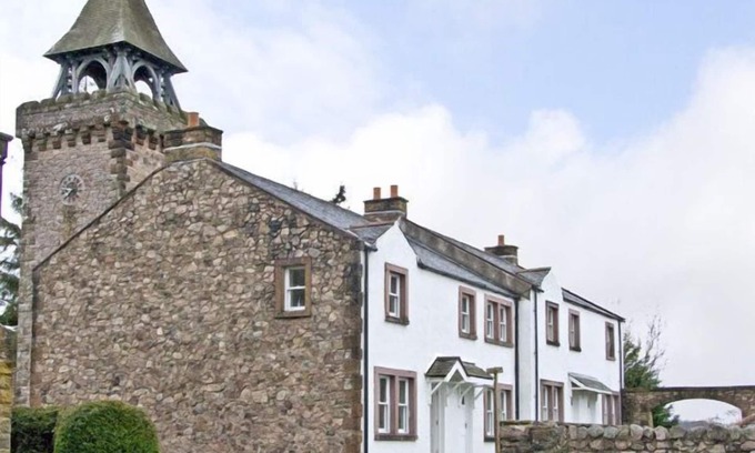 Holmrook Cottage | WILLIAM COURT COTTAGE, pet friendly, with open fire in Irton Hall