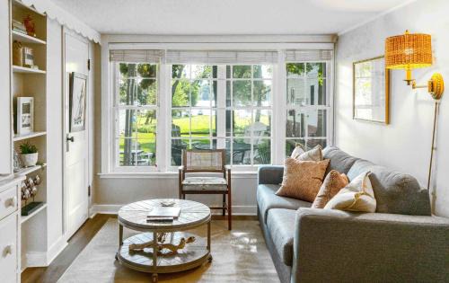 Williams Bay House | Williams Bay Lakefront Retreat - Walk the Lakepath