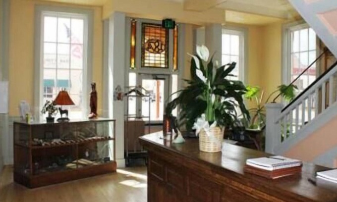 Del Norte Hotel | Windsor Hotel