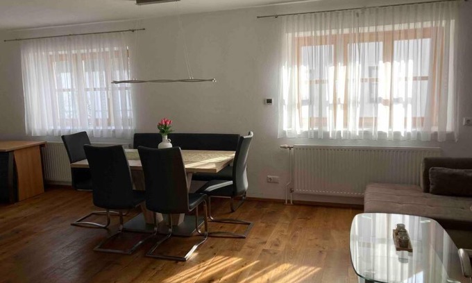 Pregarten Apartment | Wohnen im Grünen