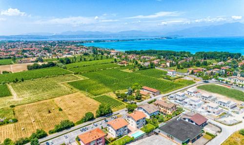 San Benedetto di Lugana Apartment | Wolf House - Sirmione Holiday