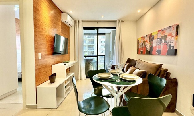 Bigorrilho Apartment | Wonderful 2 Bedrooms in Condomínio Clube Sky