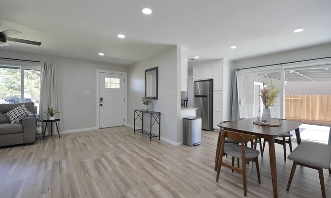 Los Banos House | Wonderful 3 Bedroom 2 bath with lots of parking