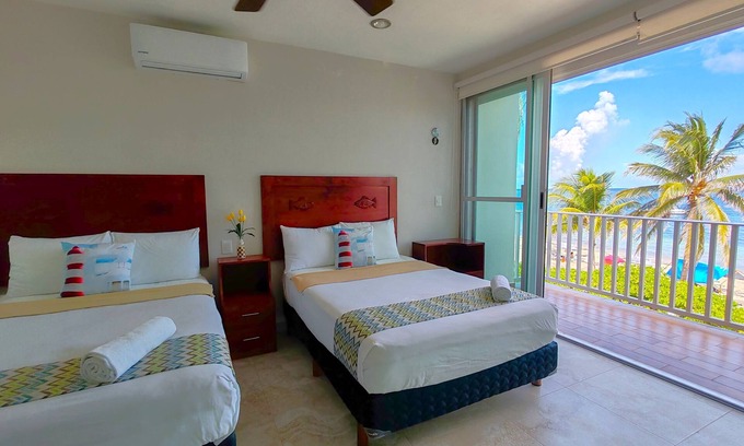 Puerto Morelos House | Wonderful House front to the beach in Puerto Morelos