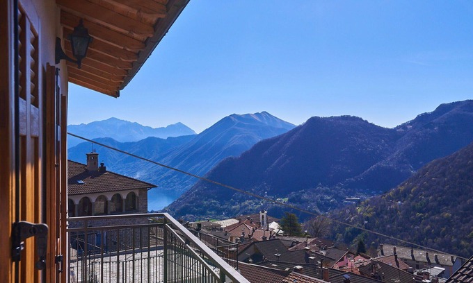 Centro Valle Intelvi House | Wonderful private villa for 4 guests with TV, terrace and pets allowed
