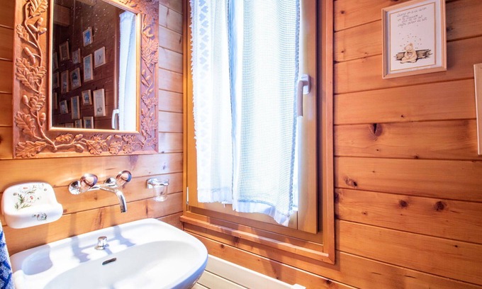 Champoussin House | Wonderful private villa for 7 people with WIFI, TV, terrace and parking