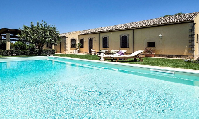 Carrozziere Villa | Wonderful private villa for 8 guests with WIFI, private pool, A/C, TV, terrace and parking