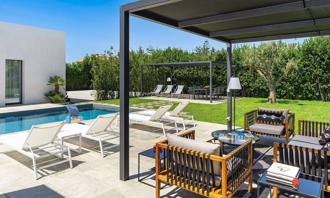 Carrozziere Villa | Wonderful private villa for 12 people with WIFI, A/C, private pool, TV, patio and parking