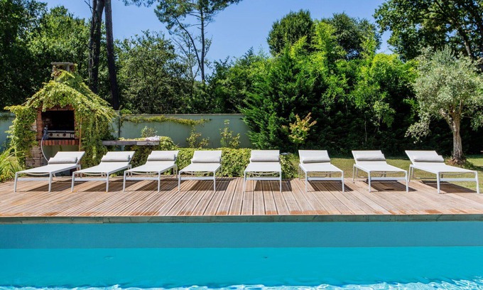 Magescq Villa | Wonderful private villa for 8 guests with private pool, WIFI, A/C, TV, terrace and parking