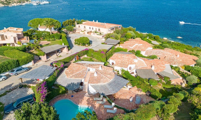 Porto Rafael Villa | Wonderful private villa for 6 guests with A/C, private pool, TV, terrace, pets allowed and parking