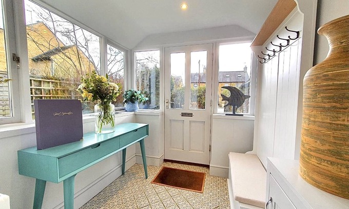 Bourton Cottage | Woodbine Cottage
