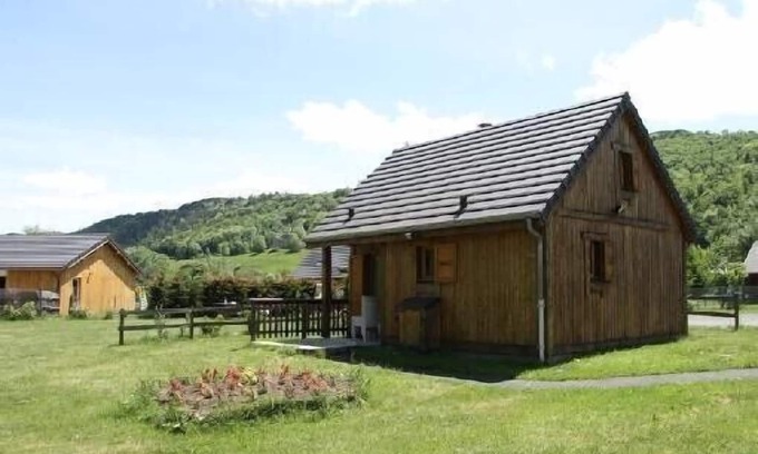 La Chapelle-d'Alagnon Ski Chalet | Wooden Chalet