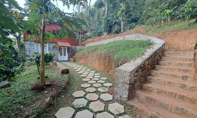 Kodaikanal Cottage | Wooden Chalet @ Kodaikanal