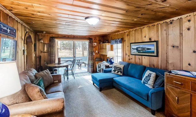 Joseph House | Woodland Cabin w/Fenced Backyard, Deck, Front Porch & WiFi - Dogs Welcome