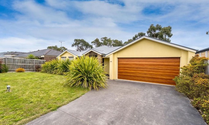 Inverloch House | Woodland Heath Escape